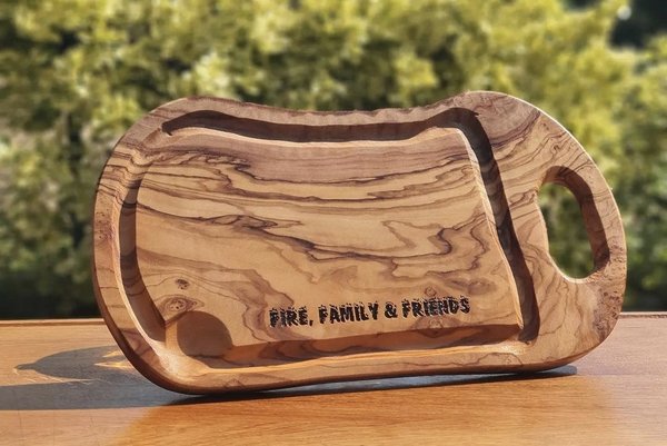 personally engraved wooden cutting board by Devil's Hole